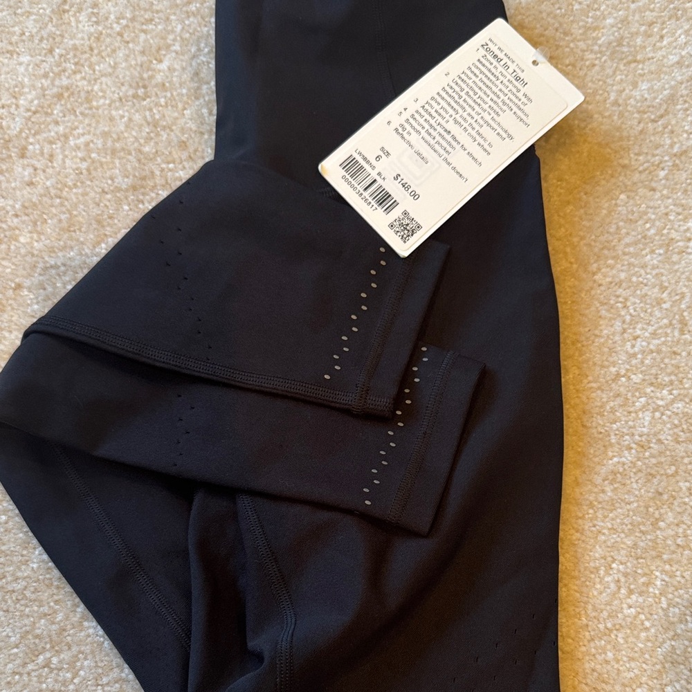 Lululemon NWT Zoned In Tight
